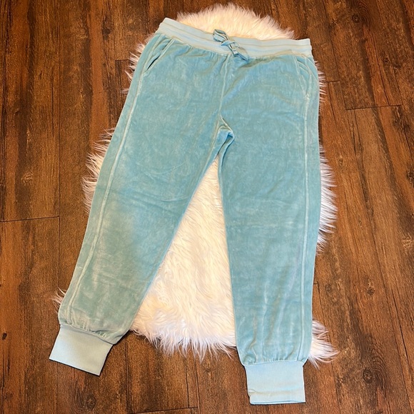 AMO Pants - AMO Jogger Velour Pants